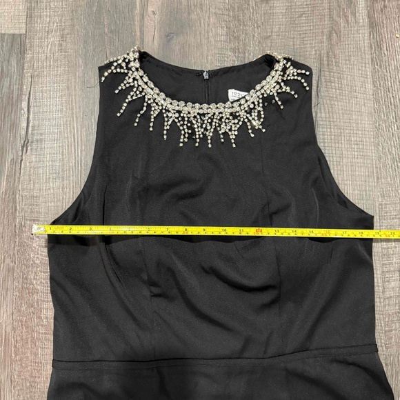 Ieena For Mac Duggal Beaded High Neck Gown Black Size 14 - Picture 12 of 16